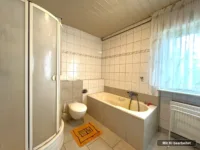 EG - Badezimmer Linke Seite