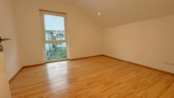 Schlafzimmer DG - Familien aufgepasst !!