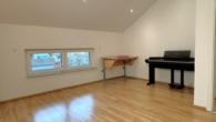Kinderzimmer 2 DG - Familien aufgepasst !!