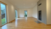 Wohnzimmer EG - Familien aufgepasst !!