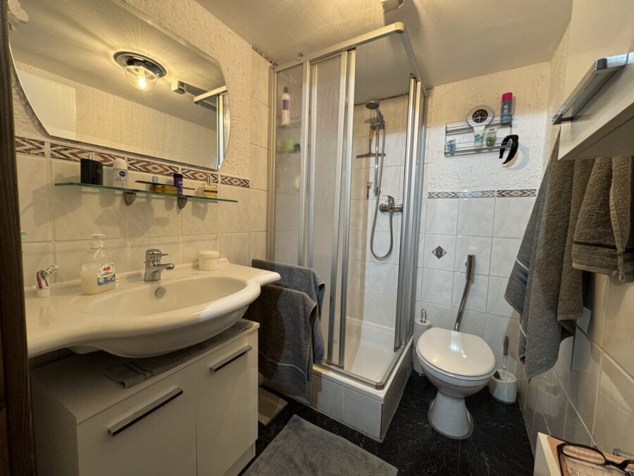 Badezimmer EG