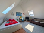 Kinderzimmer DG - Verstecktes Familienjuwel.