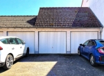 Einzelgarage und PKW-Stellplatz - Perfekt, gepflegt, makellos !