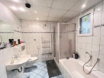 Badezimmer im Erdgeschoß - Bezahlbarer Wohnraum für die ganze Familie !!