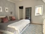 Vorderhaus Schlafzimmer - Zwei Häuser ein Traum.