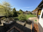 Blick Balkon EG - Exklusiver Bungalow mit Gartenidylle und Einliegerwohnung!