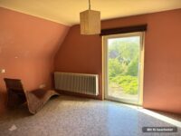 und Schlafzimmer oben