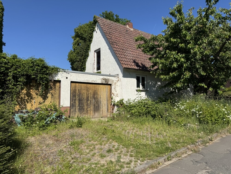 ... mit Doppelgarage