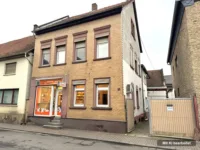 Straßenansicht