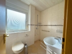 Badezimmer OG - Familie gesucht!