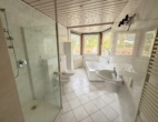 Badezimmer - Tolle Aussichten !