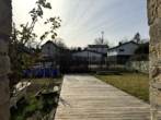 Blick in den Garten - Herz trifft Charme