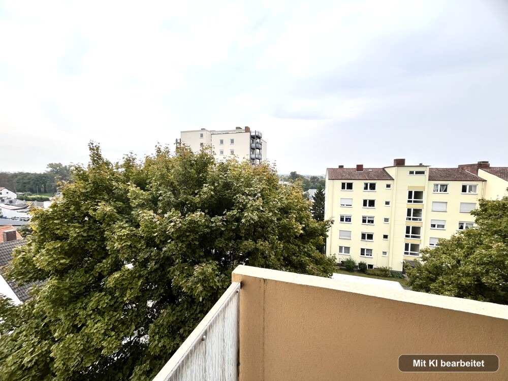 mit Balkonzugang