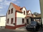 Frontansicht Vorderhaus - Zwei Häuser, viele Möglichkeiten