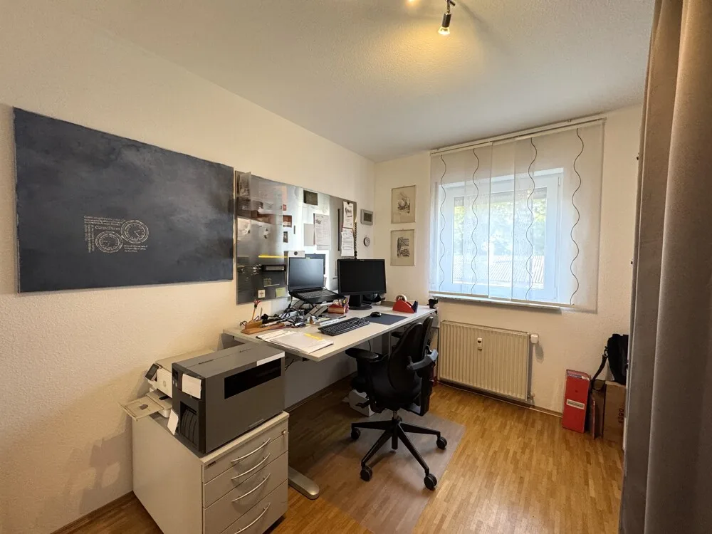 Schlafen / Büro