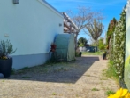 Blick in den Garten - Leben im Grünen – Ein Ort zum Ankommen