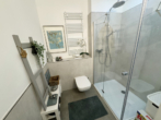DG Duschbad - Modern. Effizient. Zuhause. KFW55 Standard.