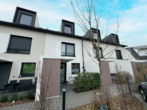 Frontansicht - Modern. Effizient. Zuhause. KFW55 Standard.