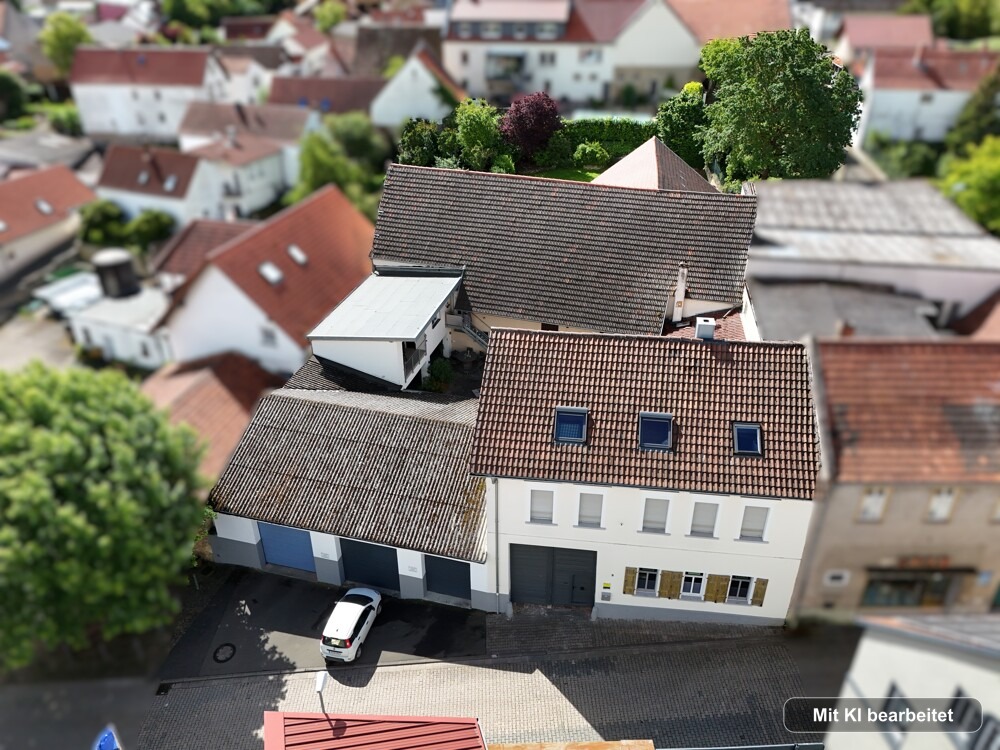 Straßenansicht
