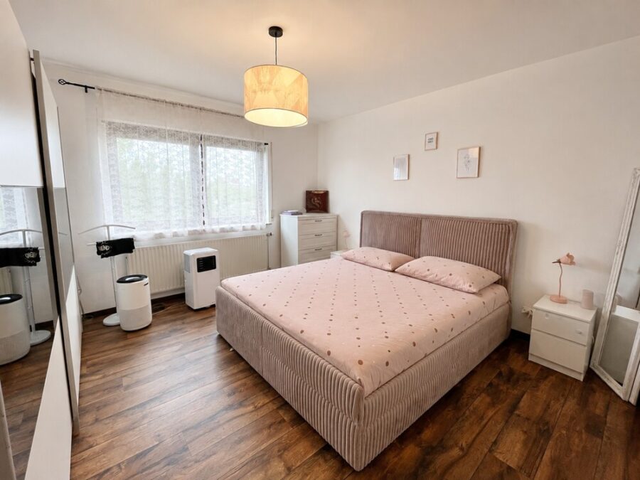 Helles Schlafzimmer